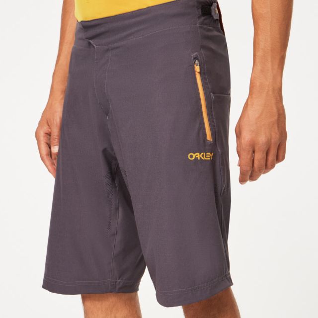 Short Oakley Reduct Berm